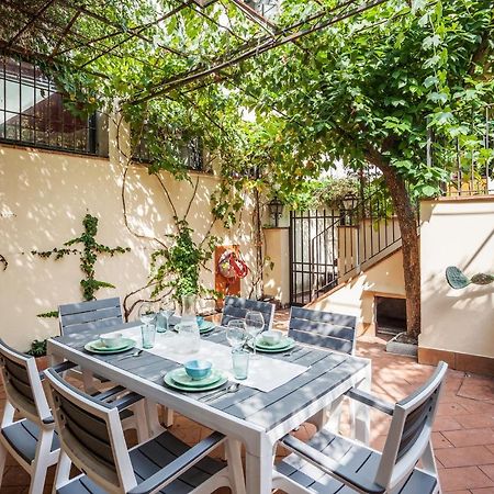 Santa Reparata Apartment With Patio And Terrace Florenz Exterior foto